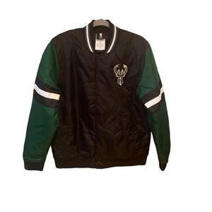 NBA Kids Milwaukee Bucks Varsity jacket XL